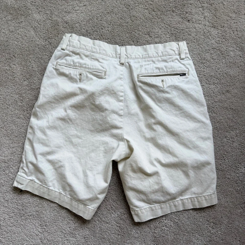 Polo Ralph Lauren Classic Fit 9 Inch Chino Shorts Cream Bleached 32